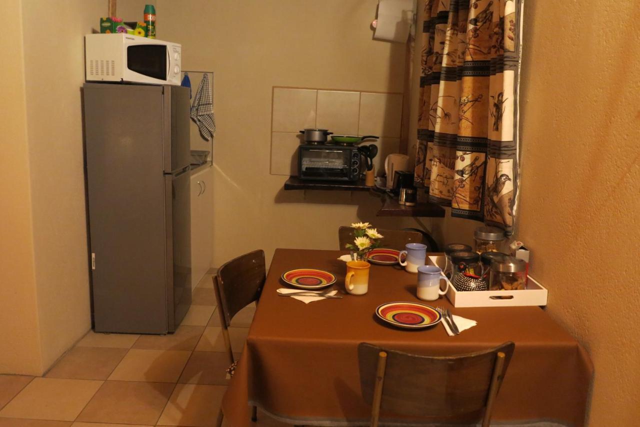 Okahandja Guesthouse Εξωτερικό φωτογραφία